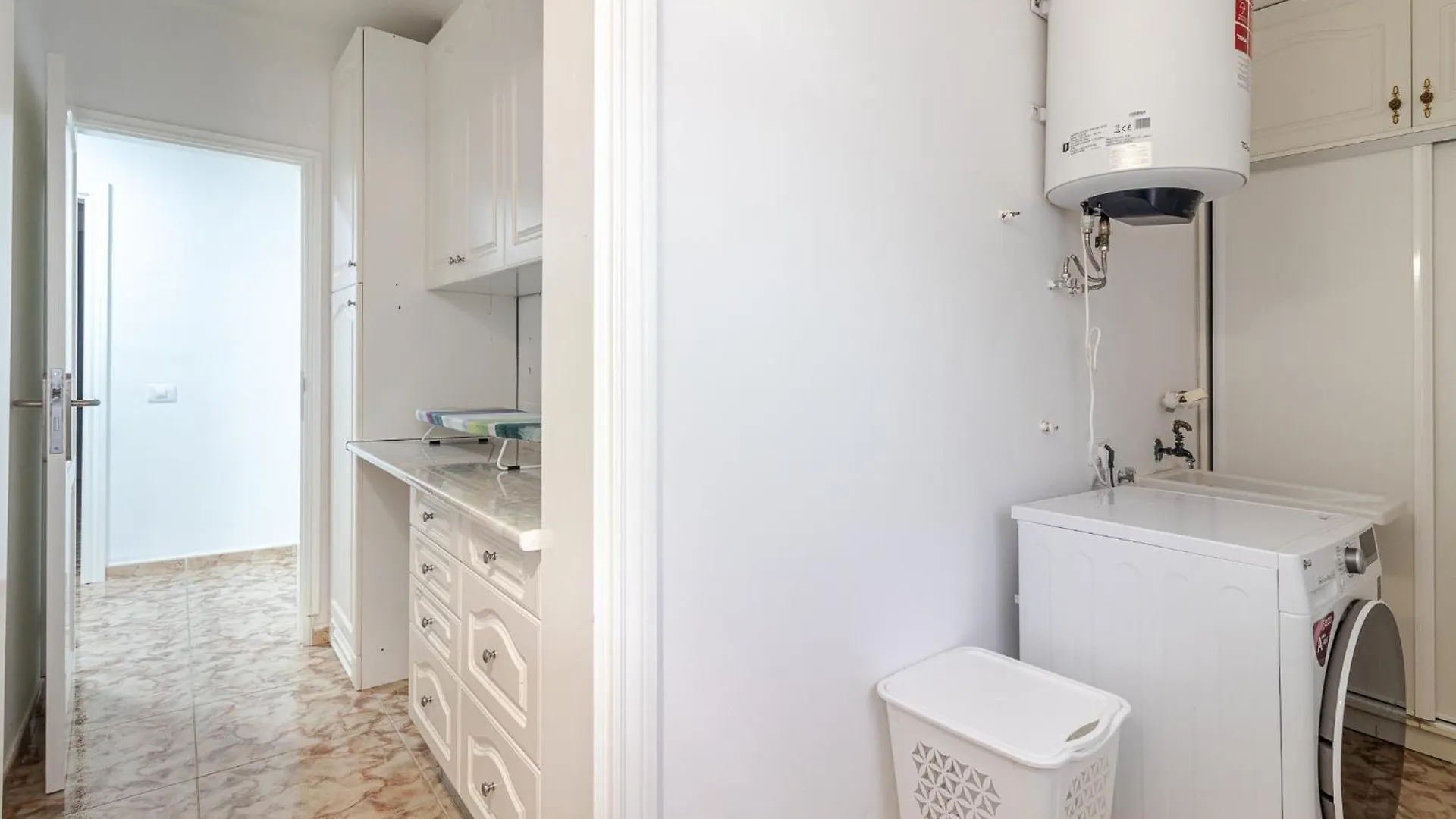 Flatguest Sonneland Suite San Bartolomé 木屋