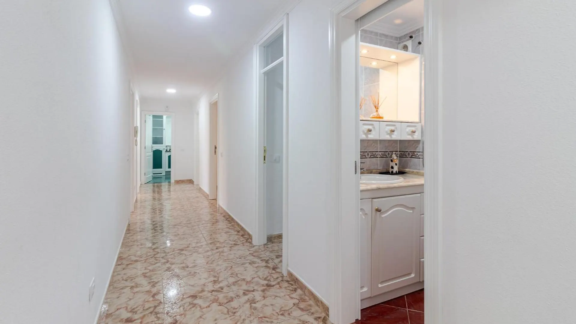 Flatguest Sonneland Suite San Bartolome de Tirajana