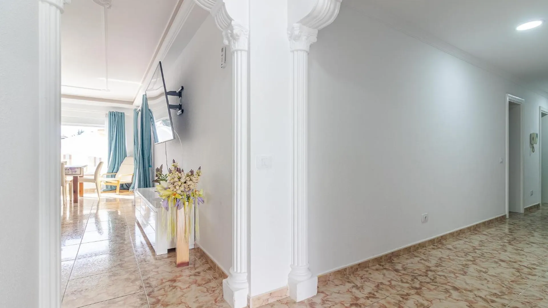 Flatguest Sonneland Suite San Bartolome de Tirajana  Chalet San Bartolome de Tirajana (Gran Canaria)