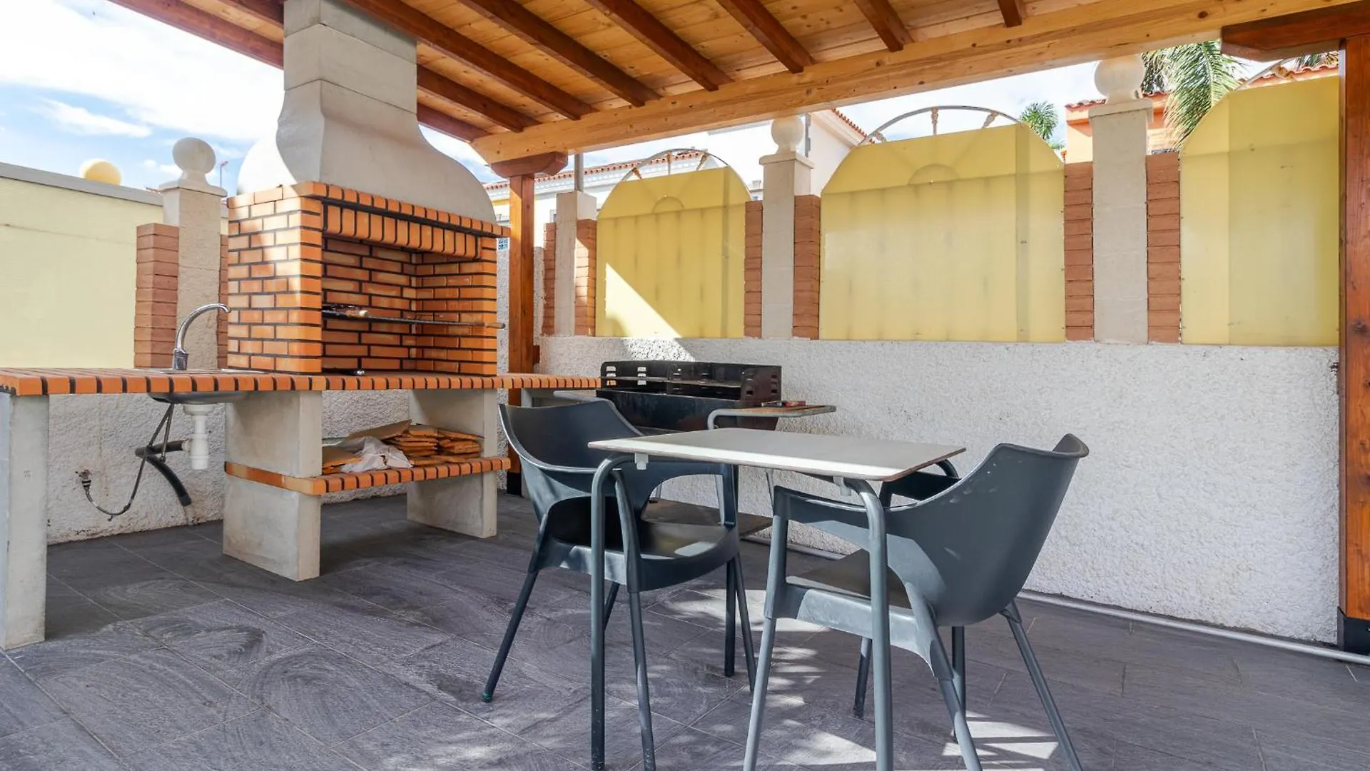 Flatguest Sonneland Suite San Bartolome de Tirajana